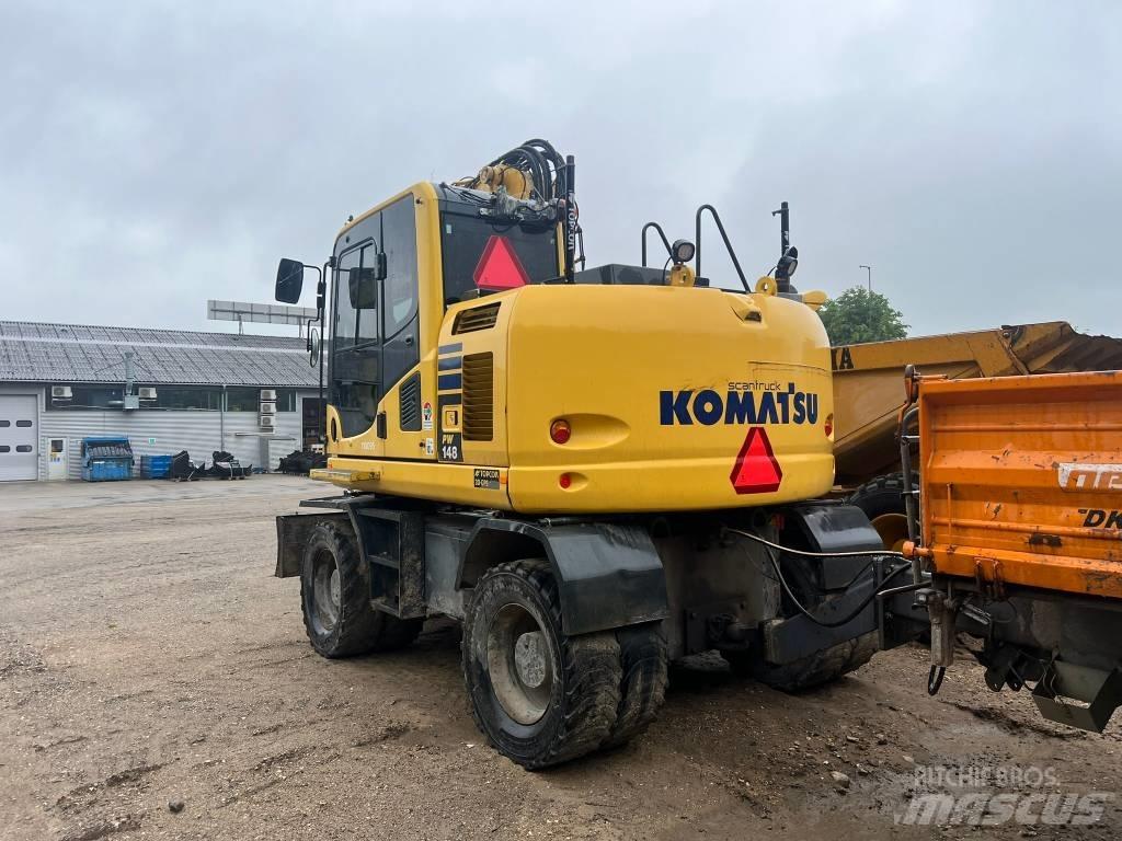 Komatsu PW 148 Kolová rýpadla
