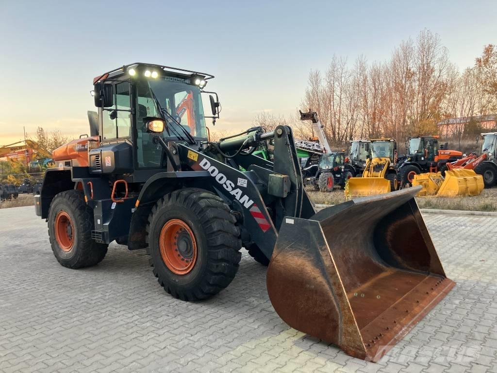 Doosan DL 280-7 Kolové nakladače