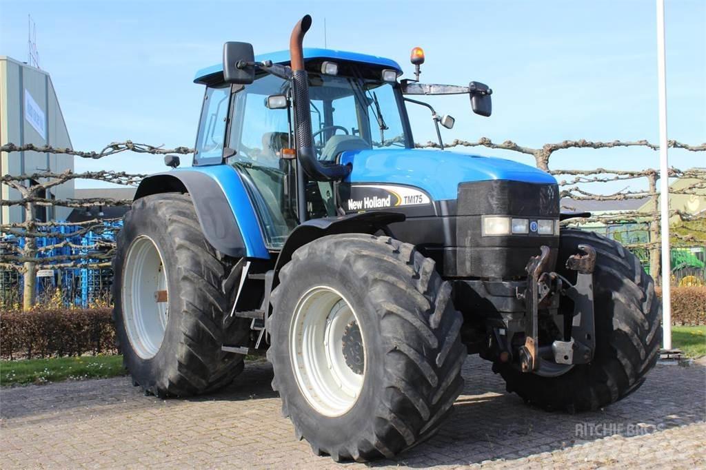 New Holland TM175 Traktory