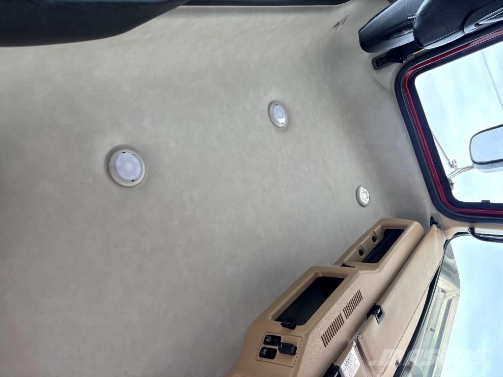 Mack Granite Tahače