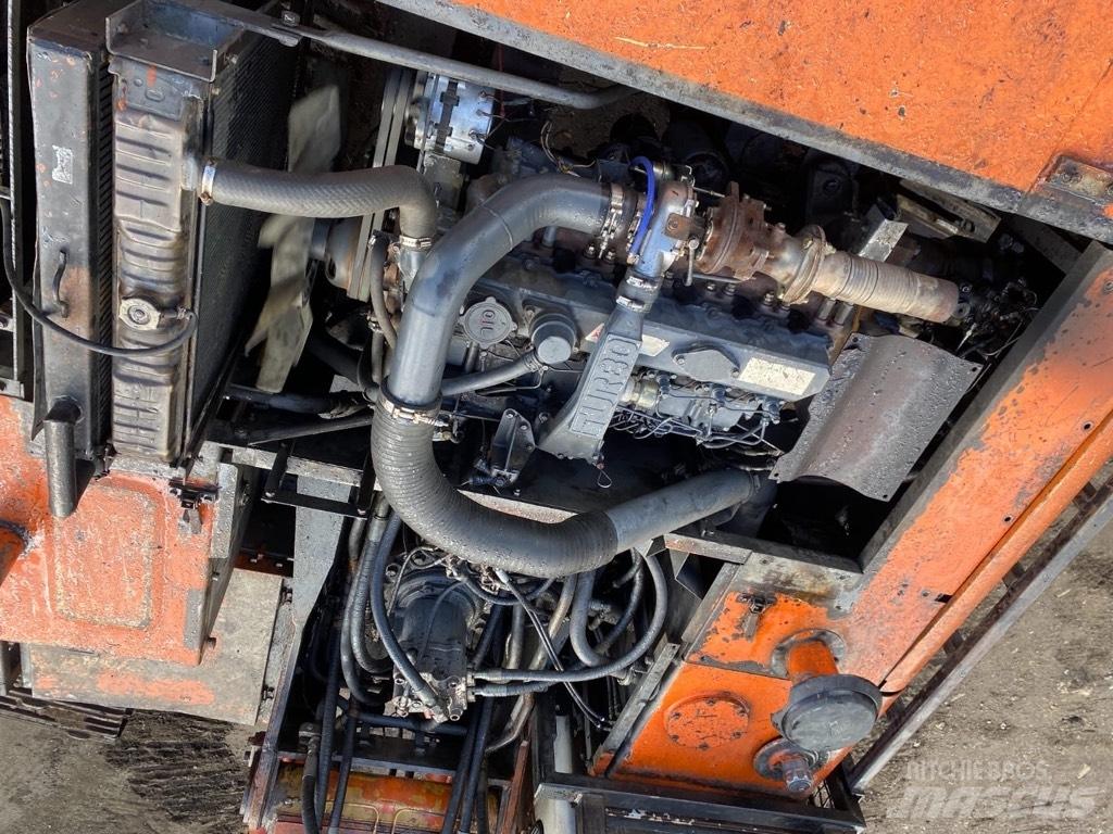 Hitachi EX 270 Pásová rýpadla