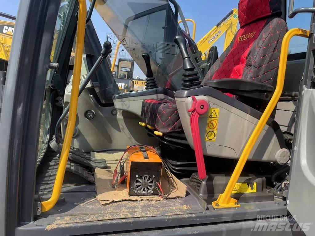 Volvo EC 220 Pásová rýpadla