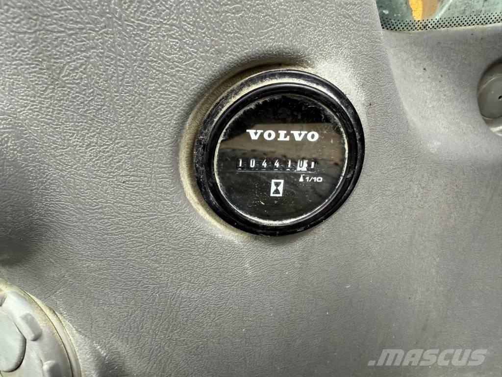Volvo EC 480 E L Pásová rýpadla