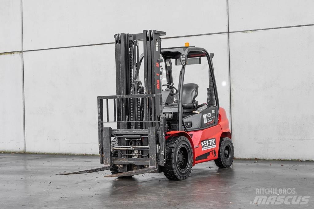 Manitou MI 35 D Dieselové vozíky