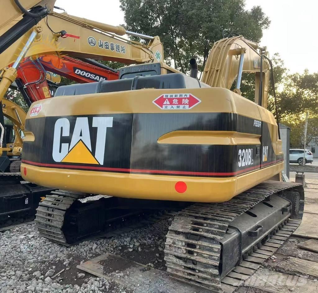 CAT 320 B Pásová rýpadla