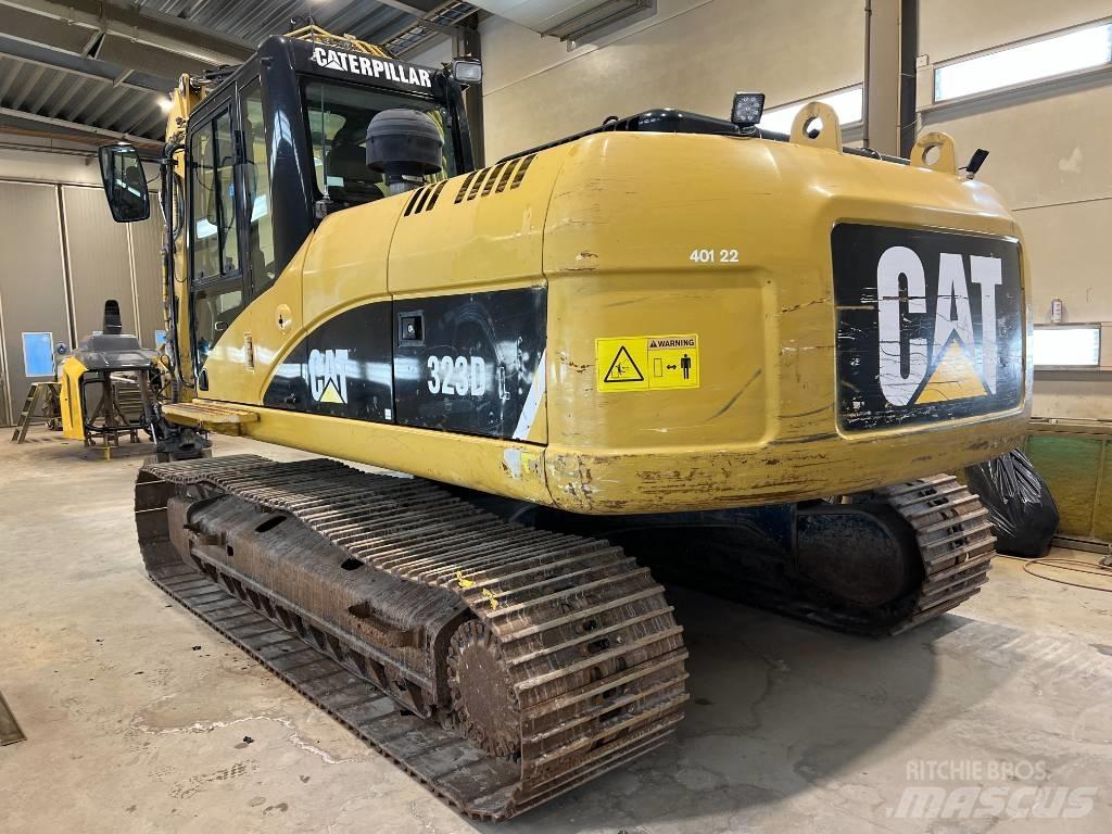 CAT 323 D L Pásová rýpadla