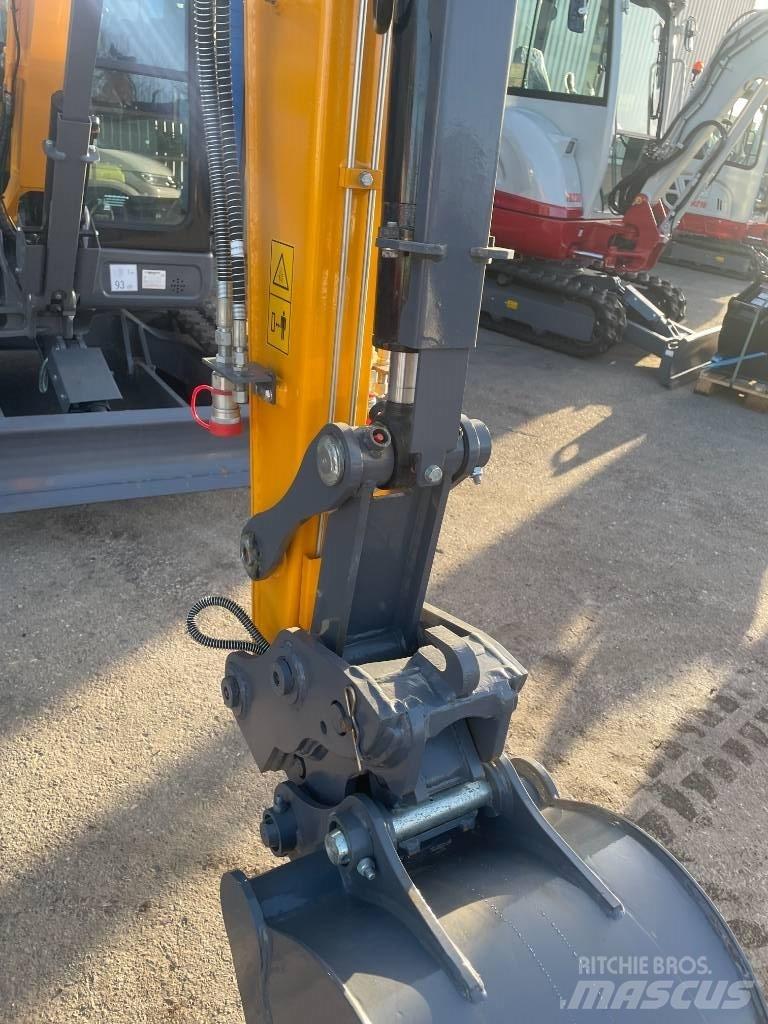 Bernards 2.7 EXKA Mini rýpadla < 7t