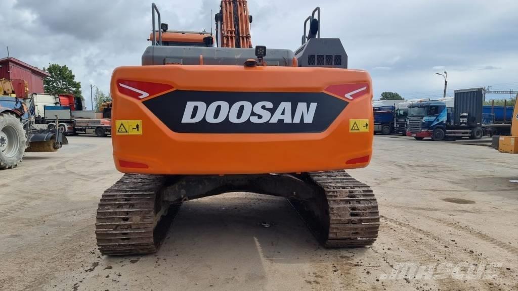 Doosan DX 255 LC-5 Pásová rýpadla