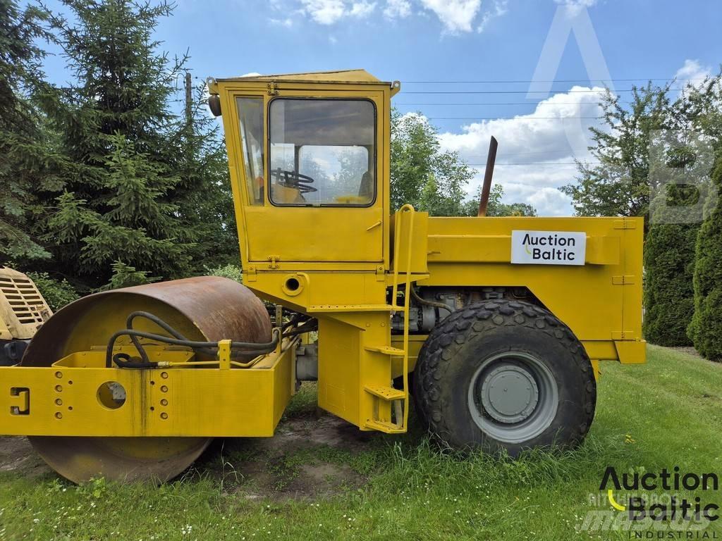 Stavostroj vv111 Tahačové válce
