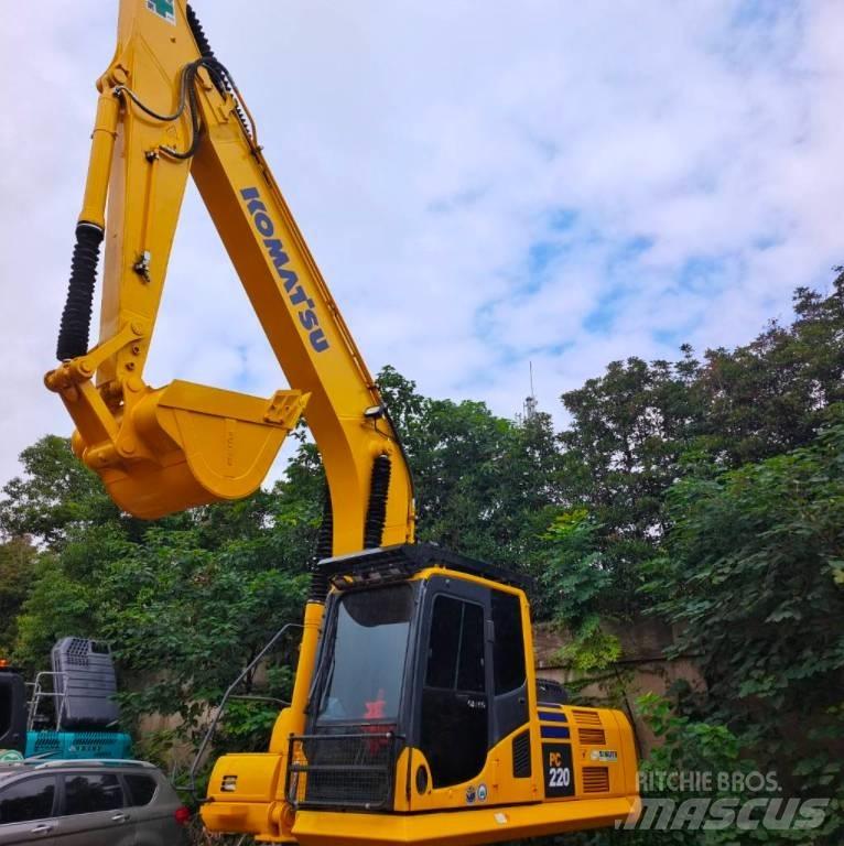 Komatsu PC 220-7 Pásová rýpadla
