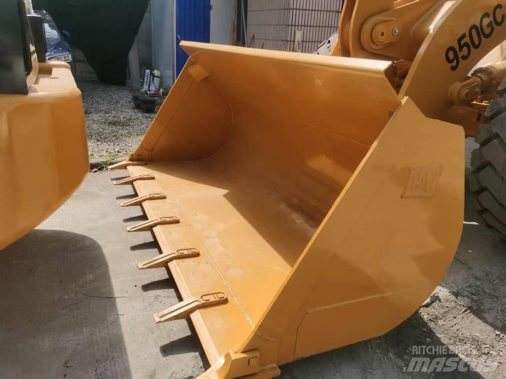 CAT 950gc Kolové nakladače