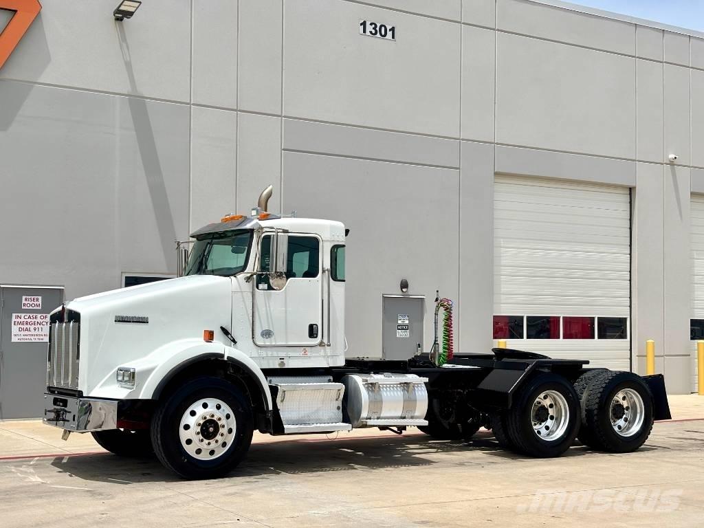 Kenworth T 800 Tahače
