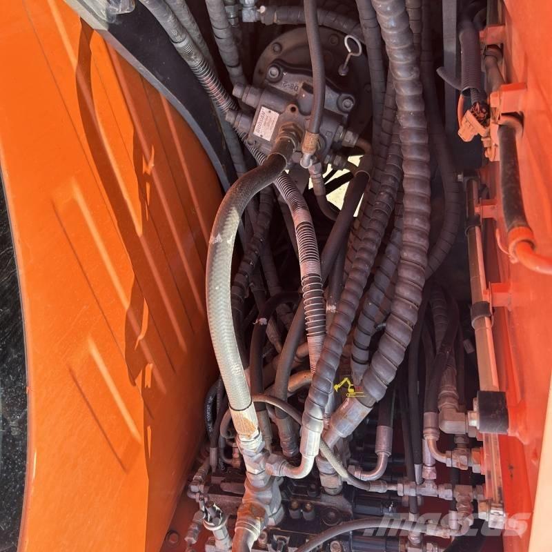 CAT 75-9c Pásová rýpadla