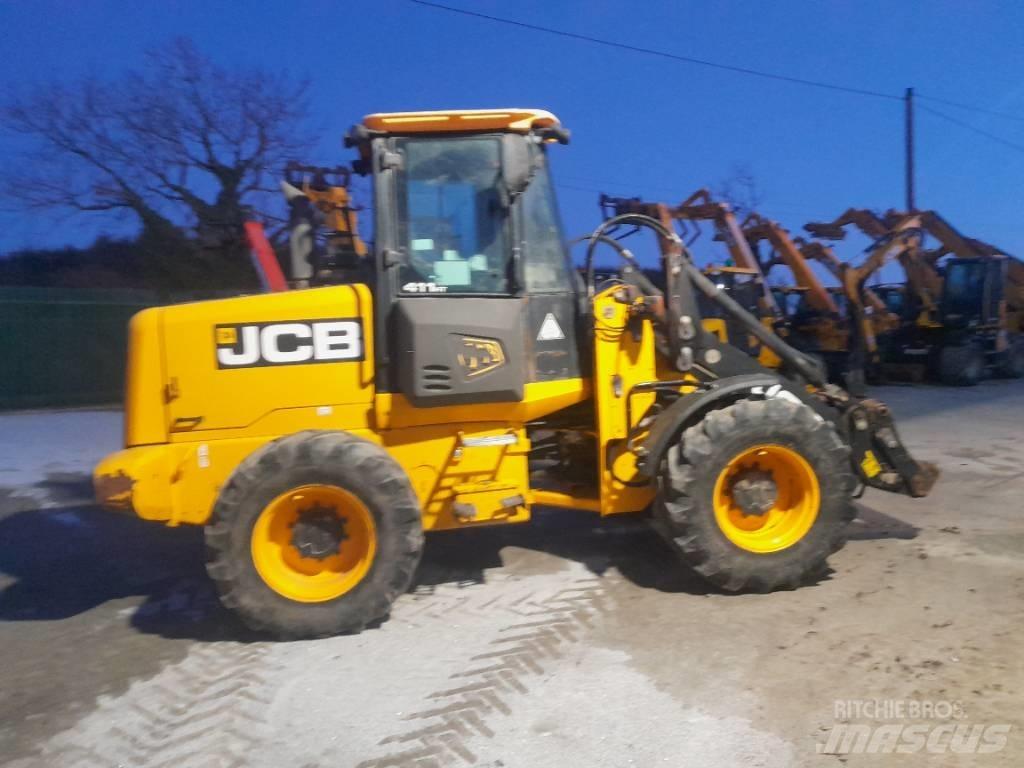 JCB 411 Teleskopické nakladače pro zemědělství