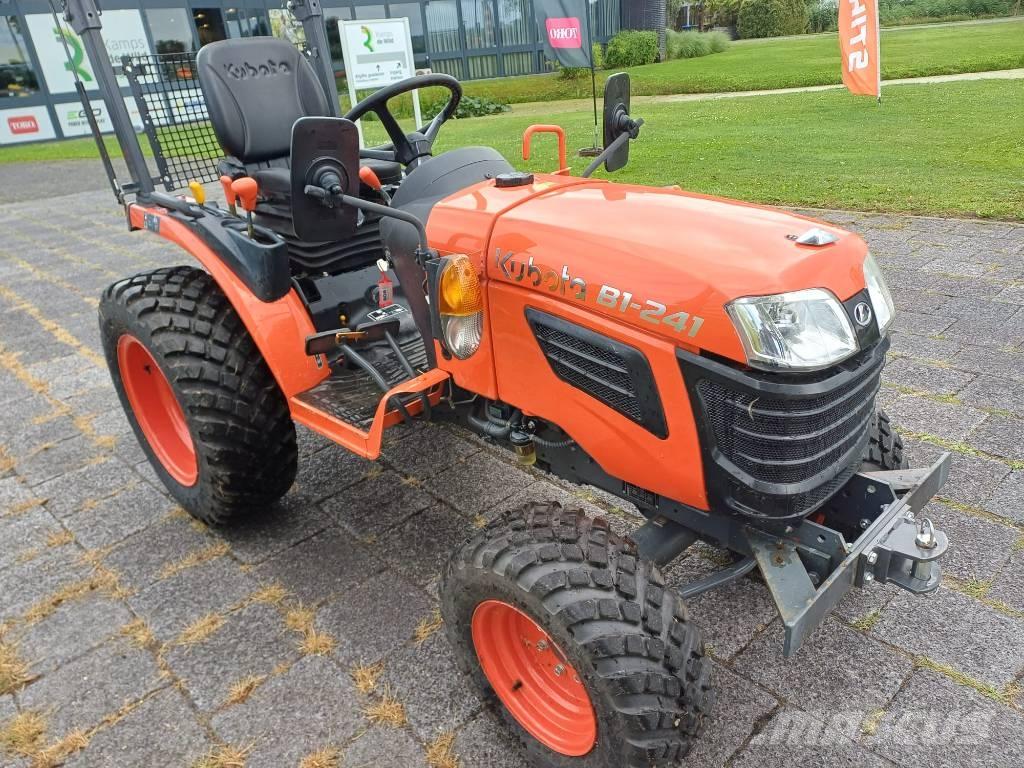Kubota B1-241 Kompaktní traktory