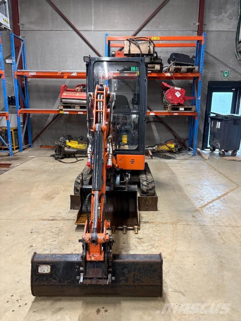 Hitachi ZX 19-6 Mini rýpadla < 7t