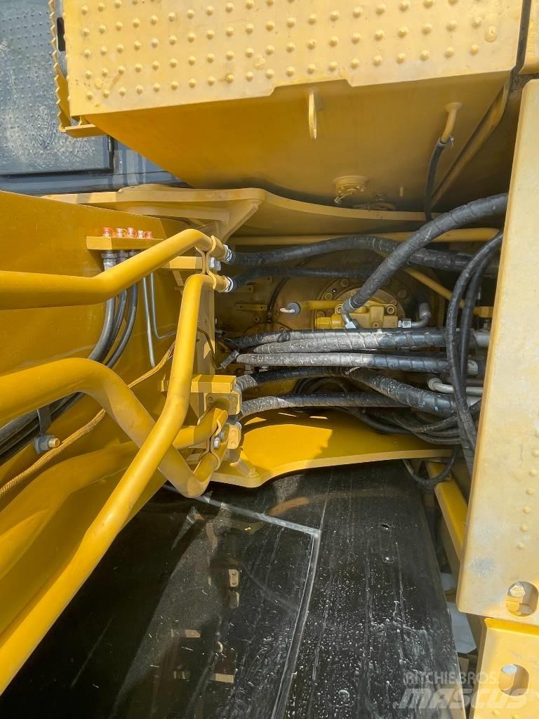 CAT 315 Pásová rýpadla