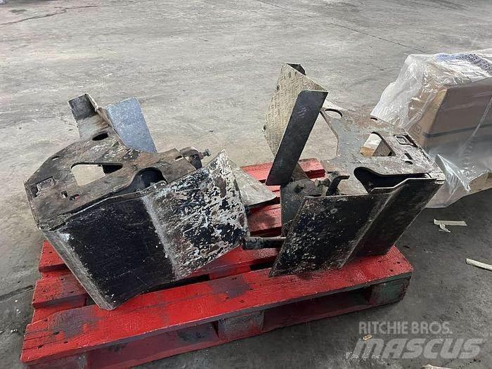 Demag DF 45C Finišery