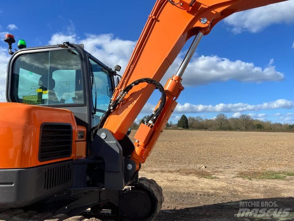 Doosan DX 85 R Midi rýpadla 7t - 12t