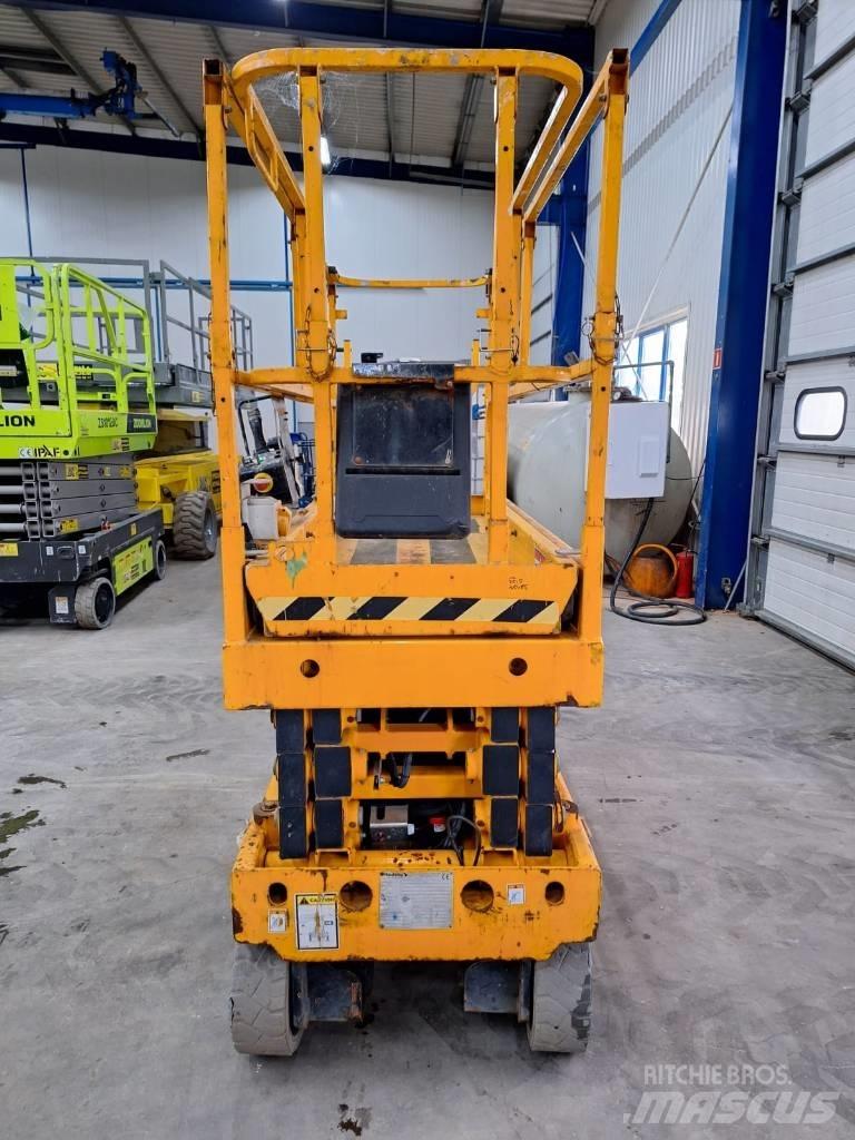 Haulotte Compact 8 Nůžková zvedací plošina