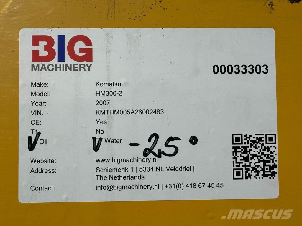 Komatsu HM300-2 Kloubové dempry