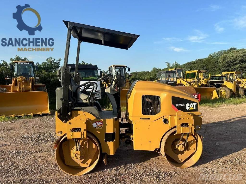 CAT CB 24 B Tandemové válce