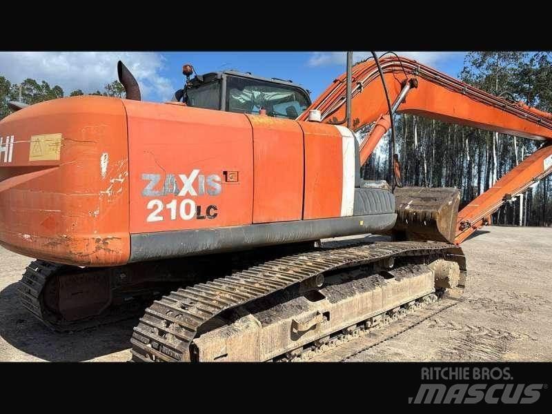 Hitachi ZX210LC-3 Rýpadla s dlouhým dosahem