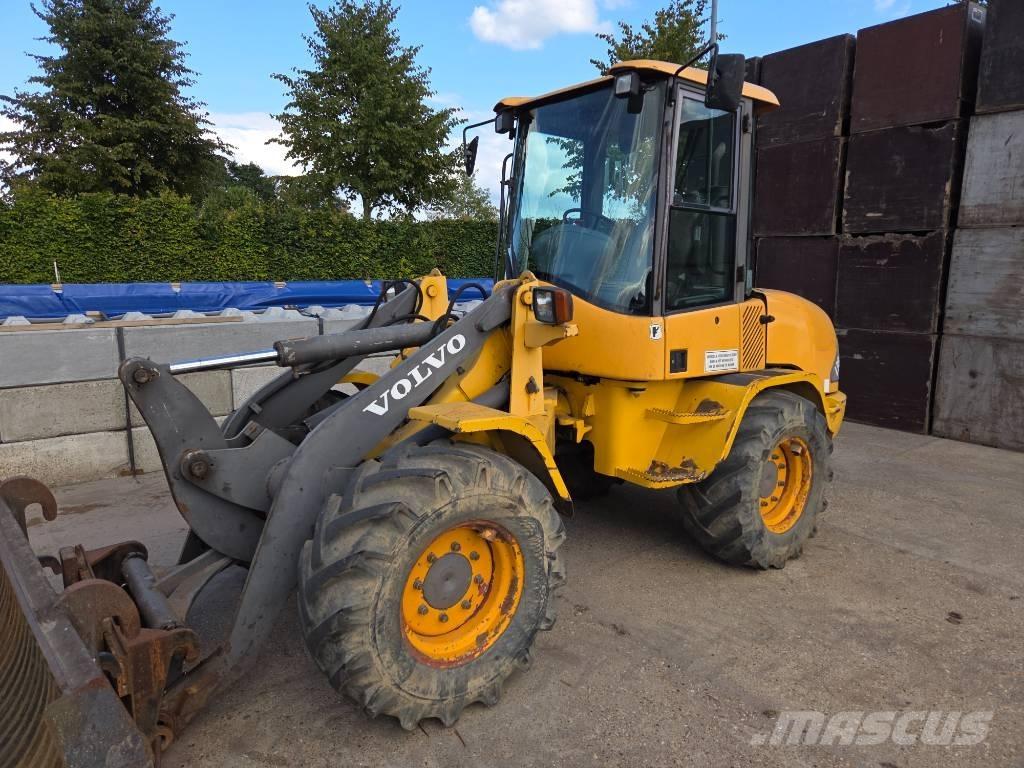 Volvo L 30 D Kolové nakladače