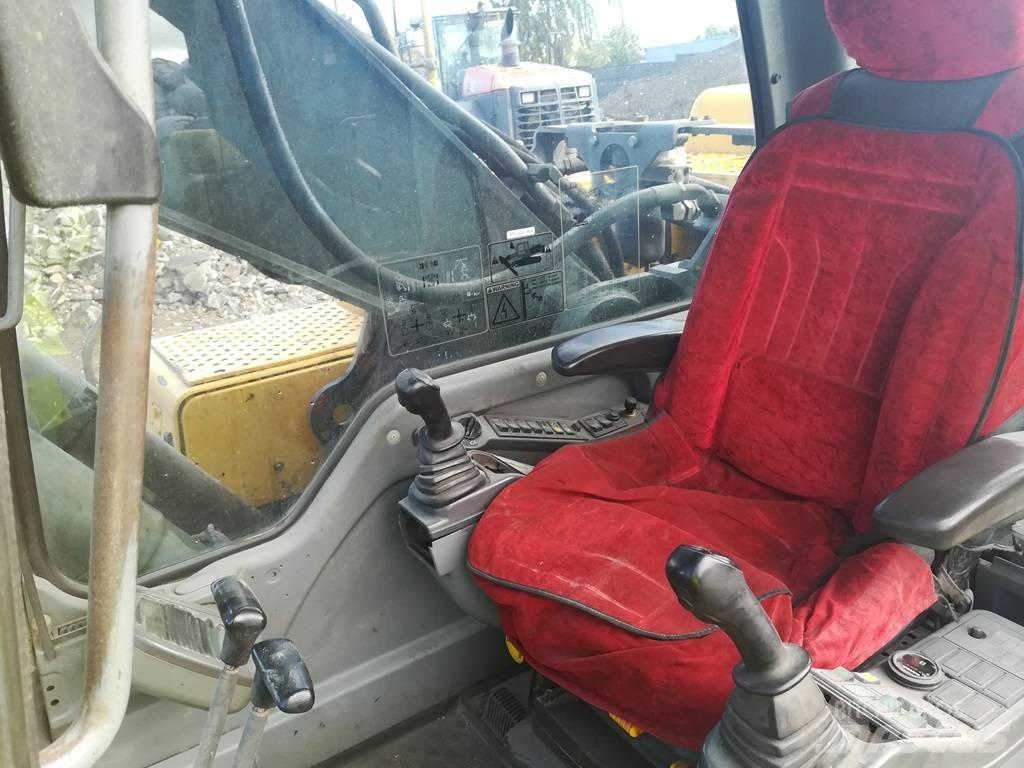 Volvo EC 290 B LC Pásová rýpadla