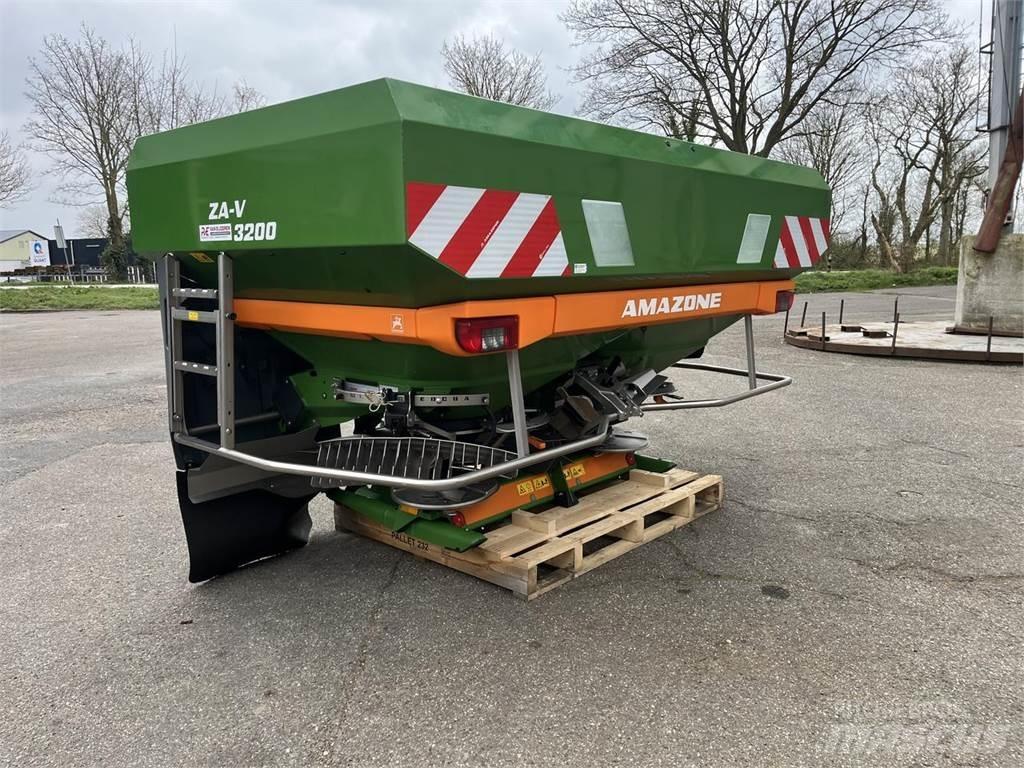 Amazone ZA-V 3200 Rozmetadlo minerálních hnojiv