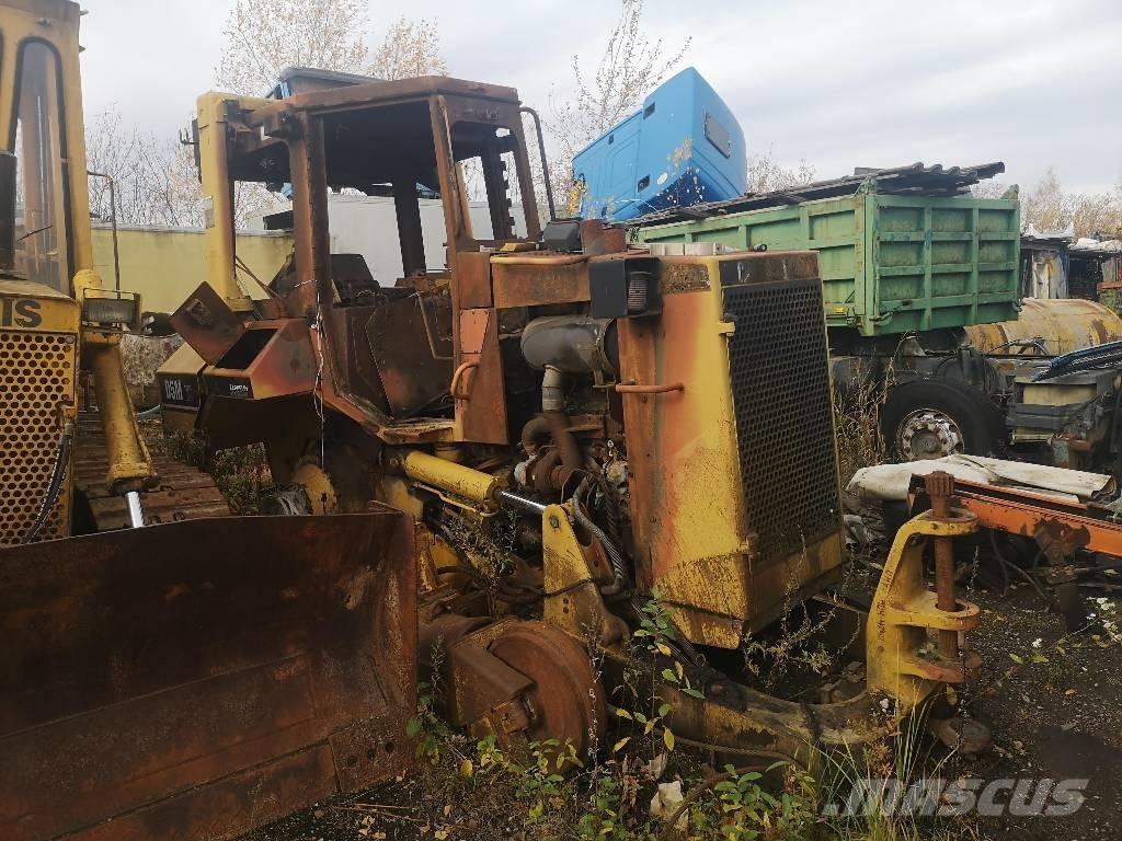 CAT D 5 M XL Pásové dozery