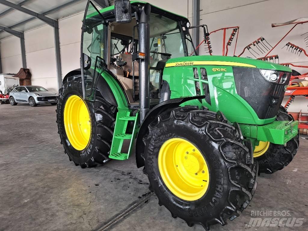 John Deere 6110 RC Traktory