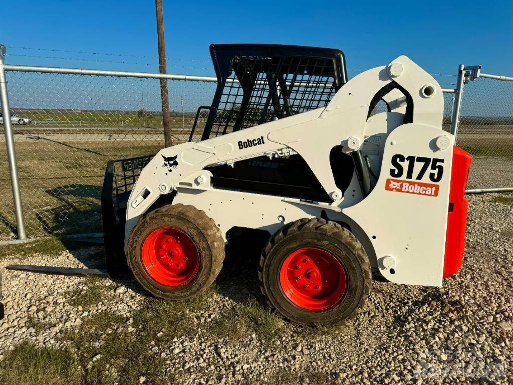 Bobcat S 175 Smykem řízené nakladače