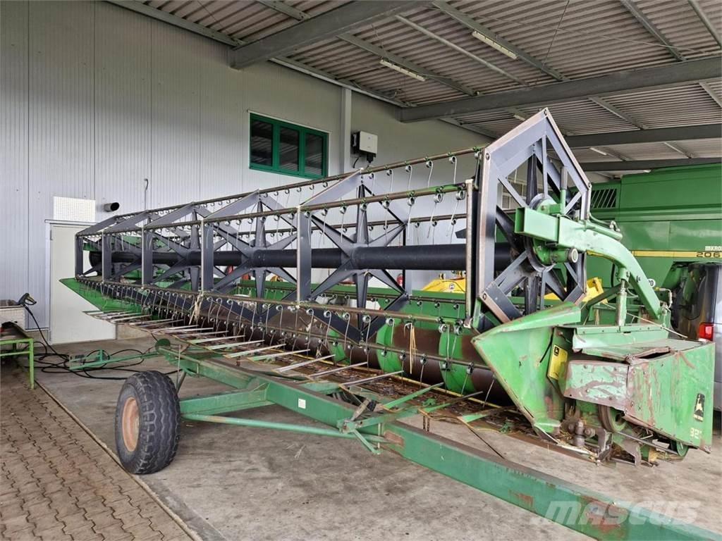John Deere 2066 Sklízecí mlátičky