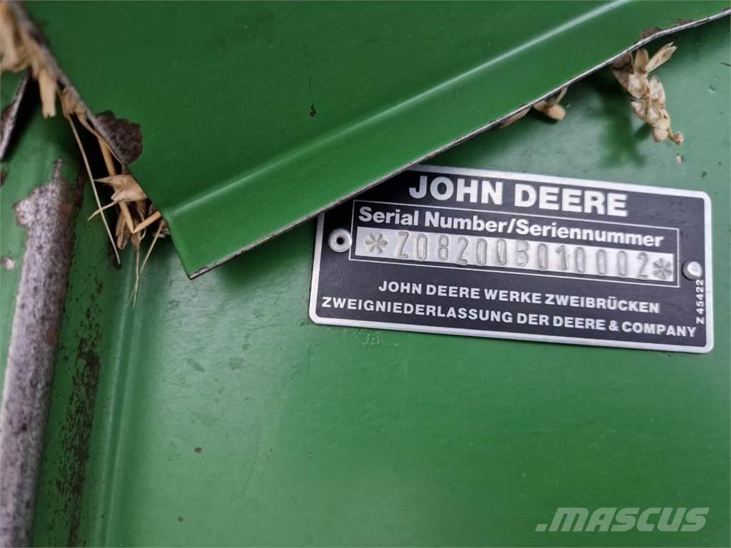 John Deere 2066 Sklízecí mlátičky