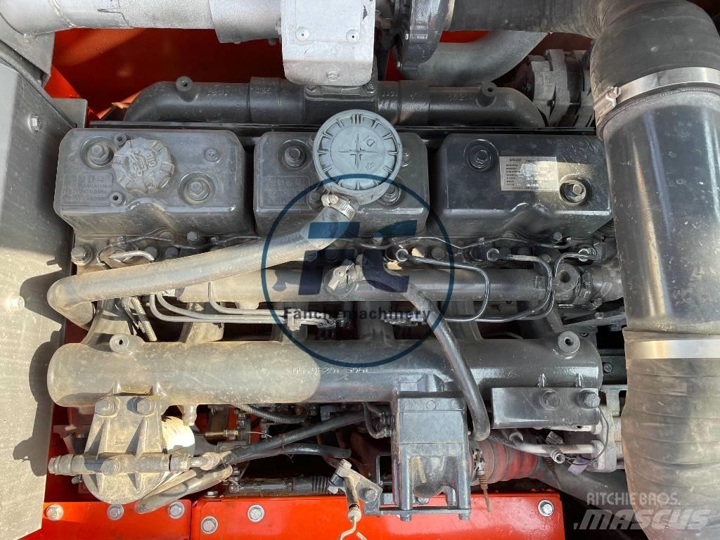 Doosan DX 300 Pásová rýpadla