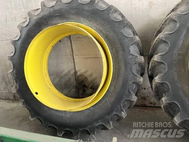 BKT 520/85R46 Pneumatiky, kola a ráfky