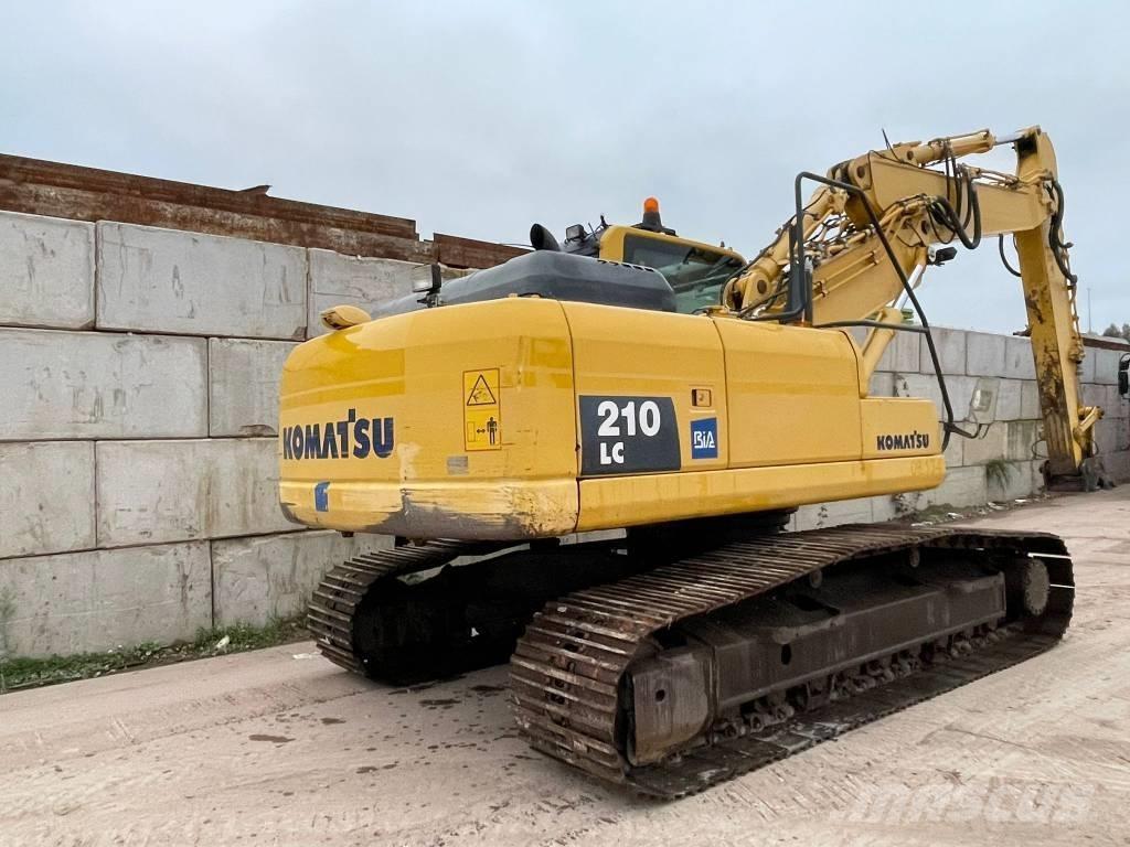 Komatsu PC 210 Pásová rýpadla