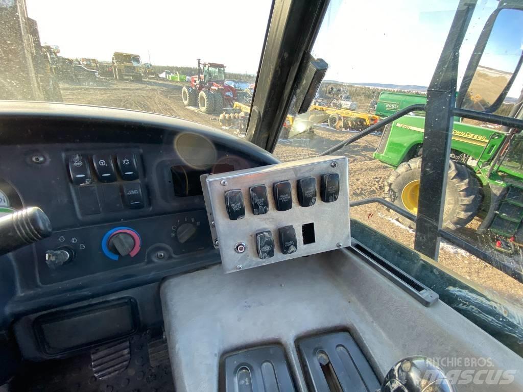 CAT 740 B Kloubové dempry