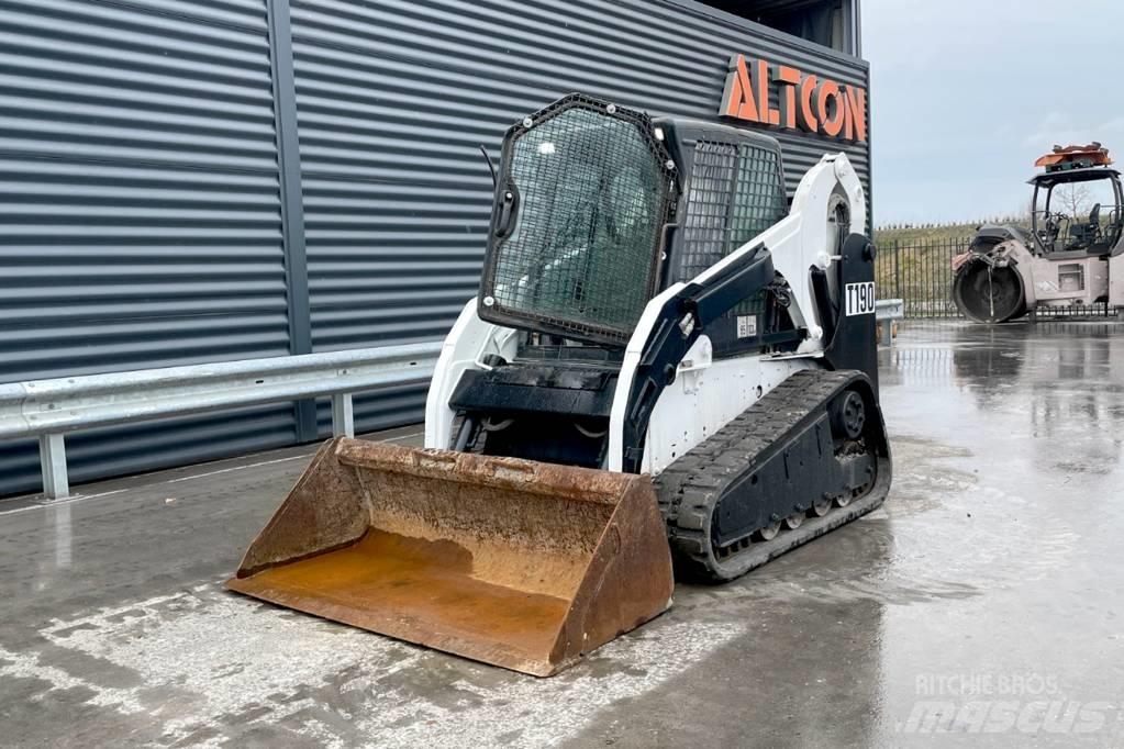 Bobcat T 190 Smykem řízené nakladače
