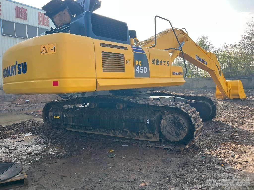 Komatsu PC450-8 Pásová rýpadla