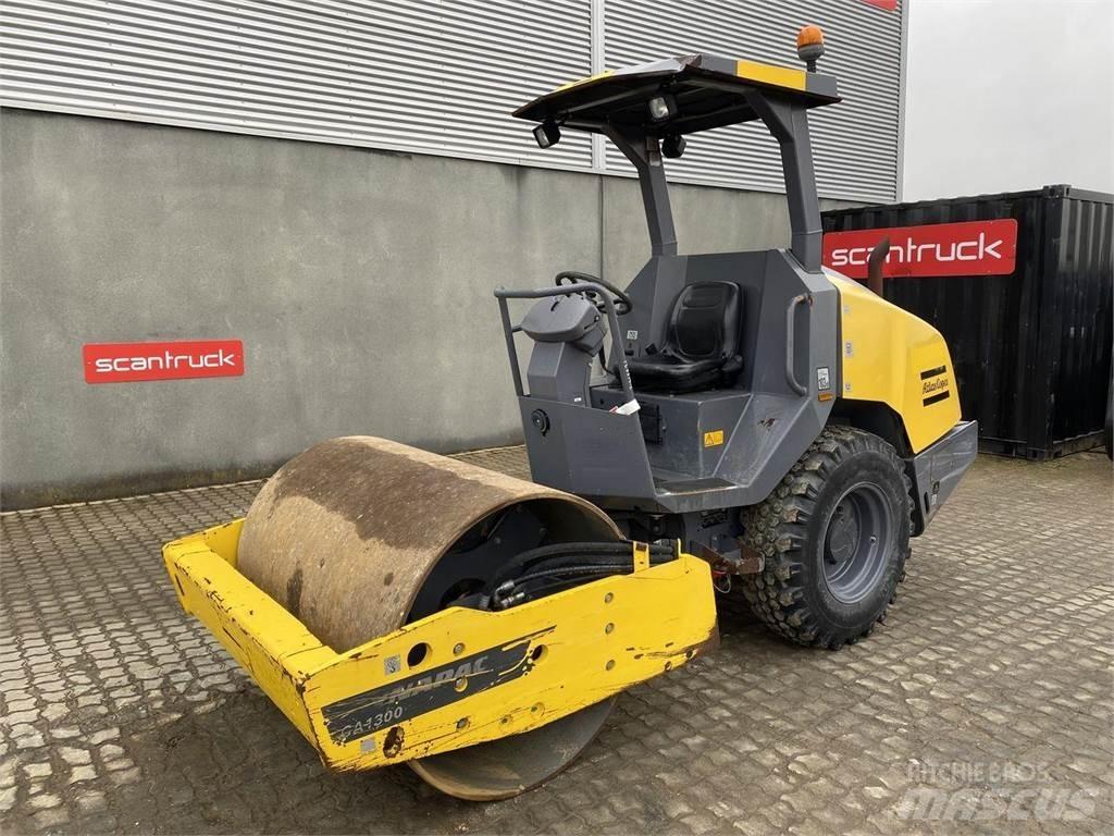 Dynapac CA1300D Válce