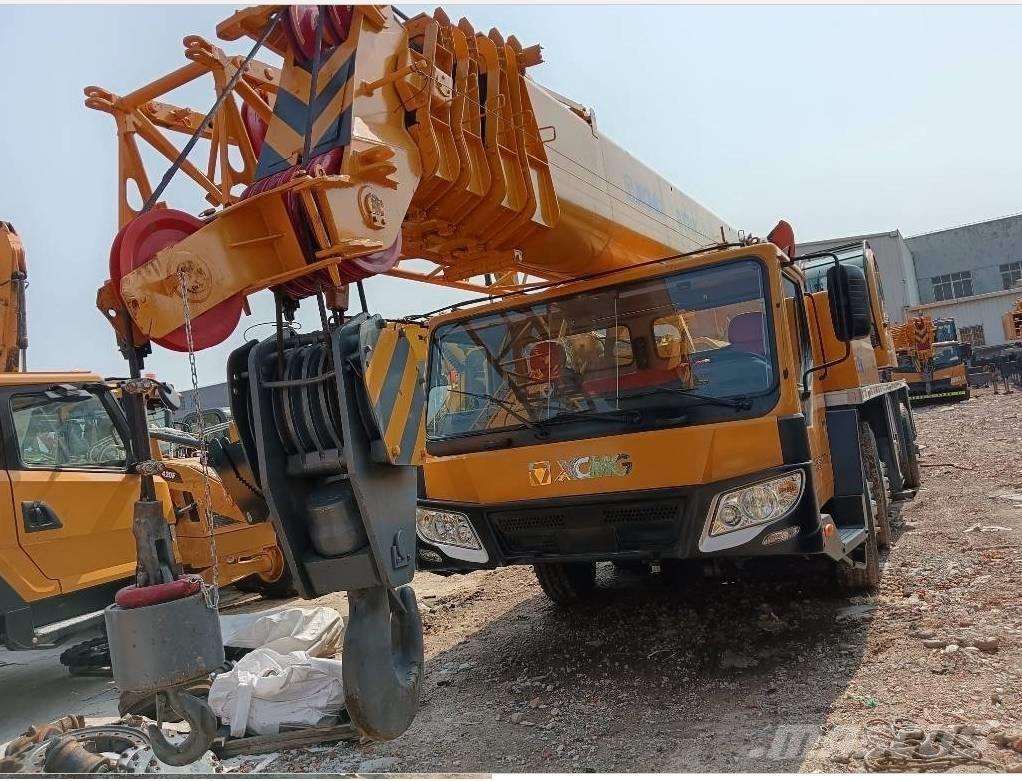 XCMG QY 70 K Univerzální terénní jeřáby