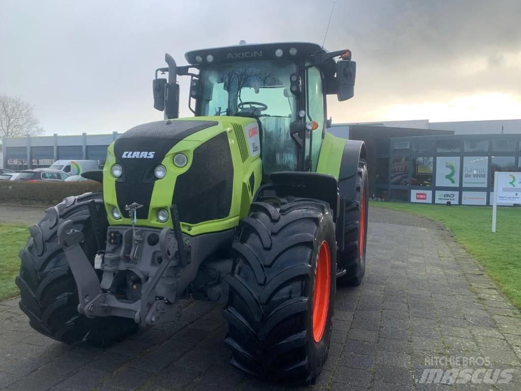 CLAAS Axion 810 CIS+ Traktory