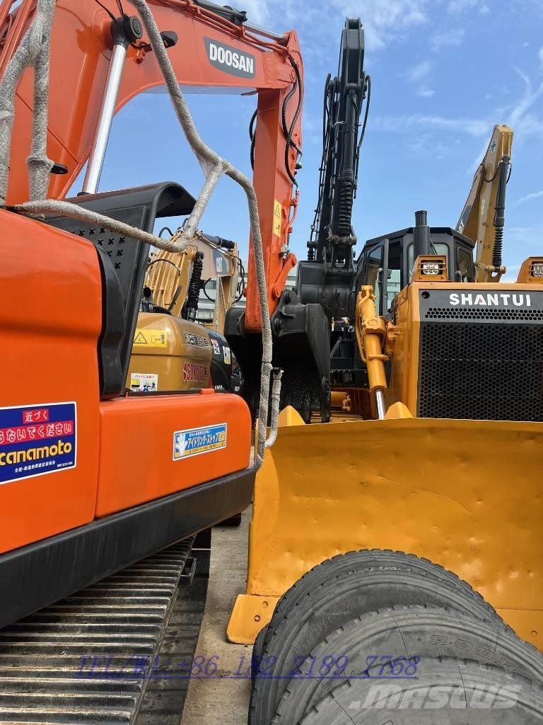 Doosan DX140 Pásová rýpadla