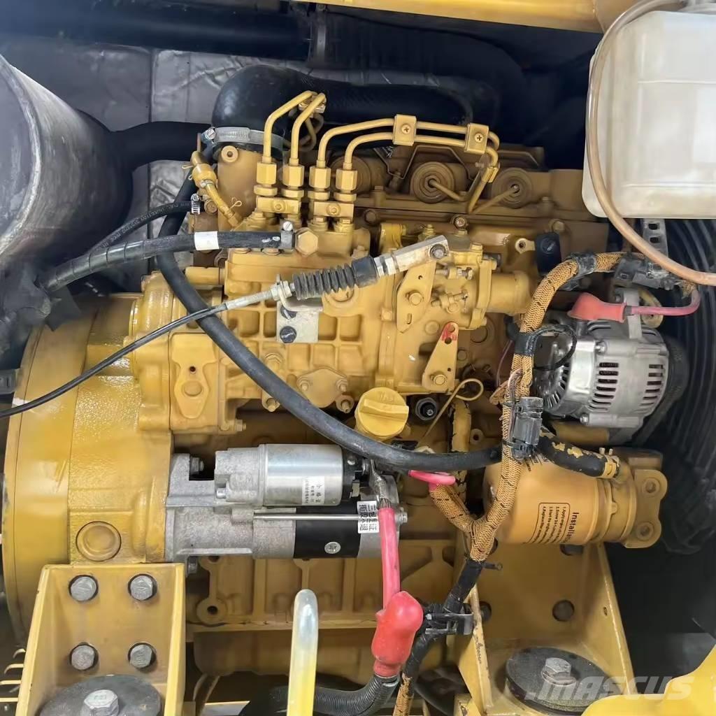 CAT 306 Mini rýpadla < 7t