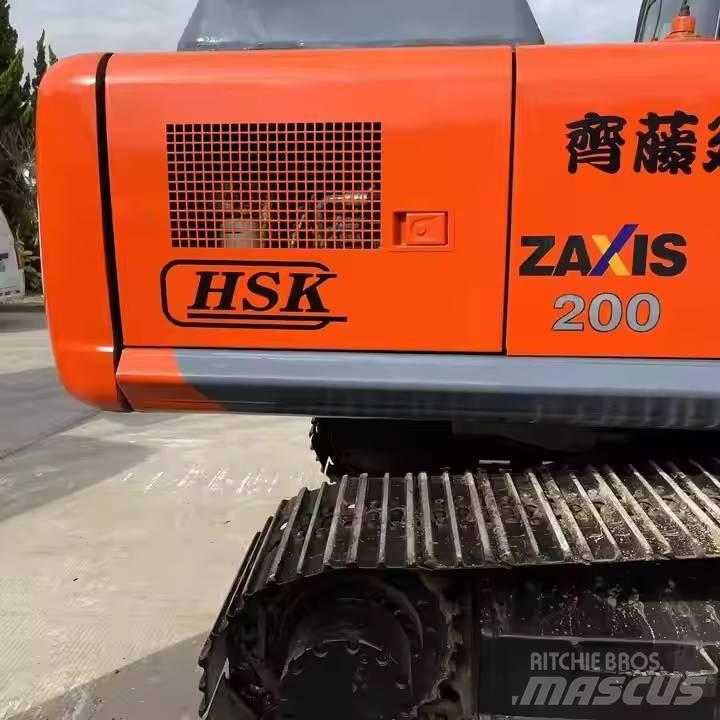 Hitachi ZX200 Pásová rýpadla