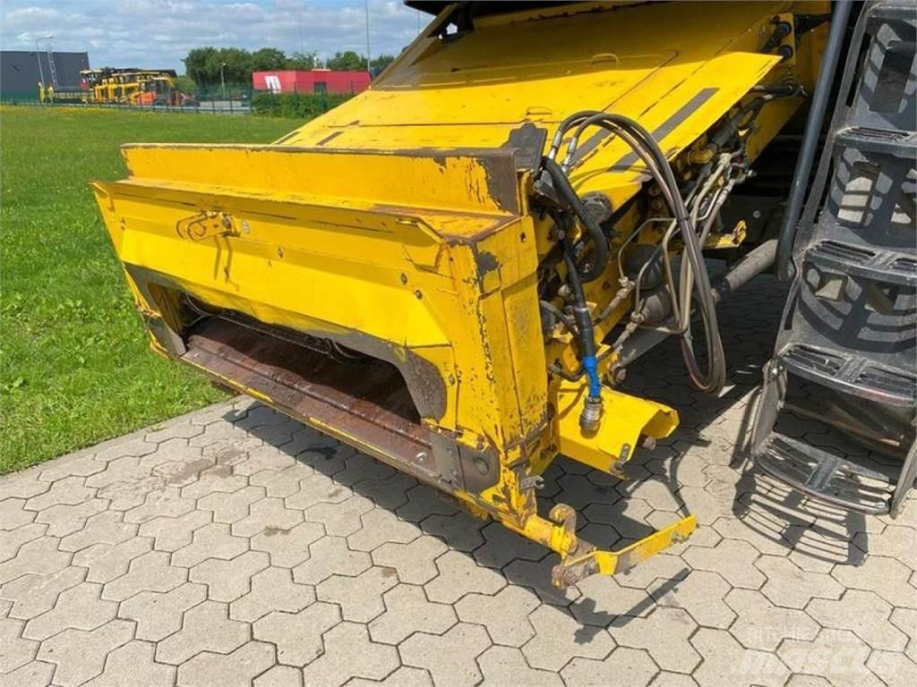 New Holland CX 880 Sklízecí mlátičky