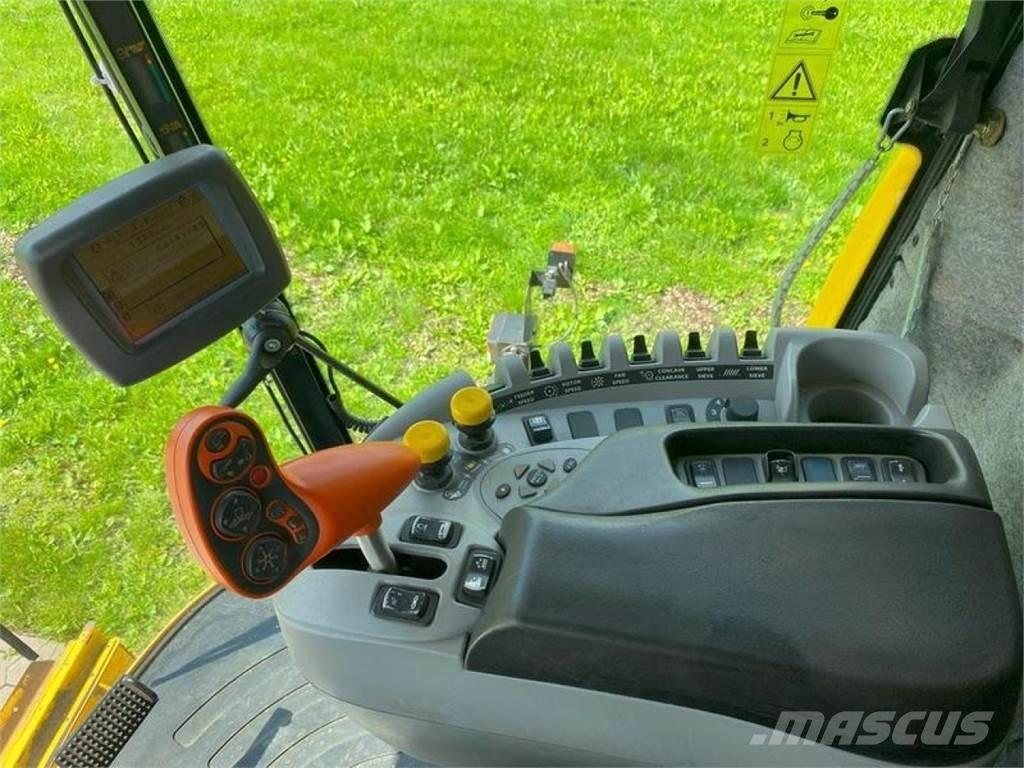 New Holland CX 880 Sklízecí mlátičky