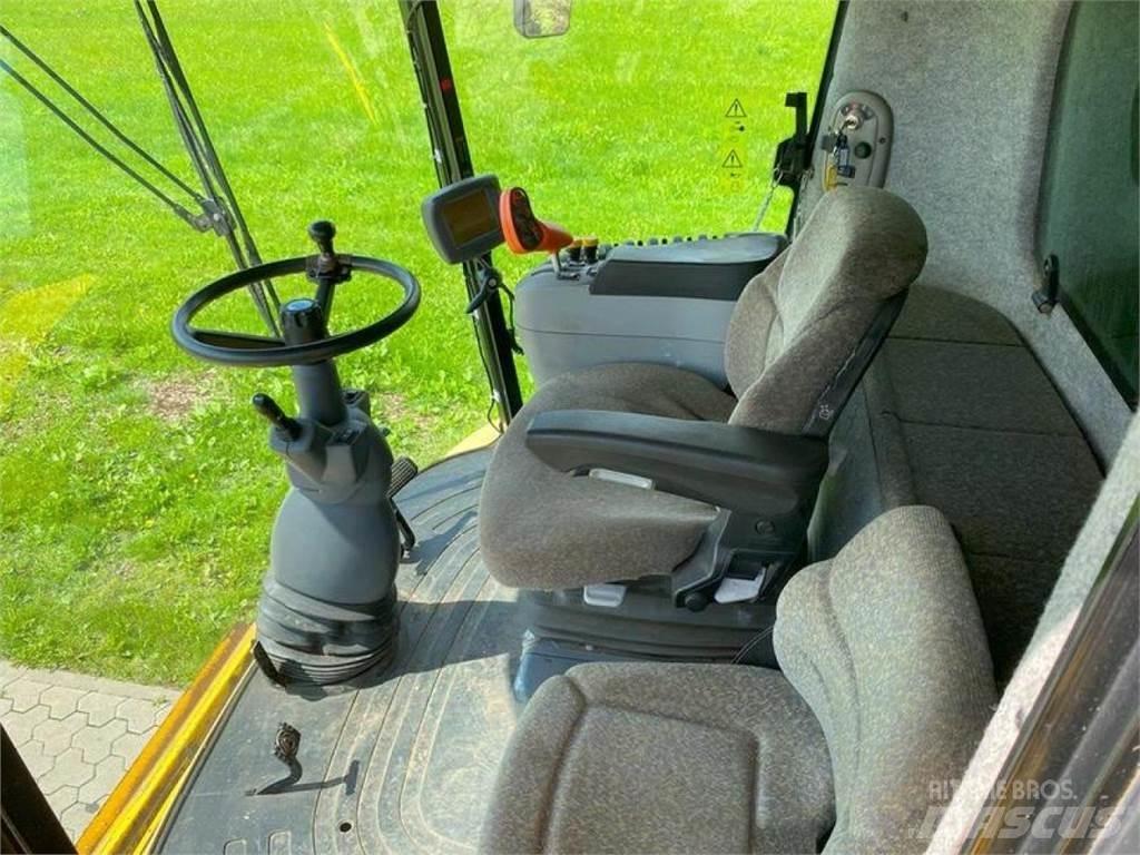 New Holland CX 880 Sklízecí mlátičky